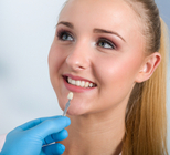 חיוך הוליוודי בעזרת למינייט-תמונה